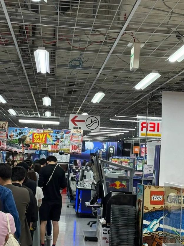 Switch2日本加价前爆抢购潮 黄牛提前炒至6万日圆引热议 第2张 Switch2日本加价前爆抢购潮 黄牛提前炒至6万日圆引热议 第2张