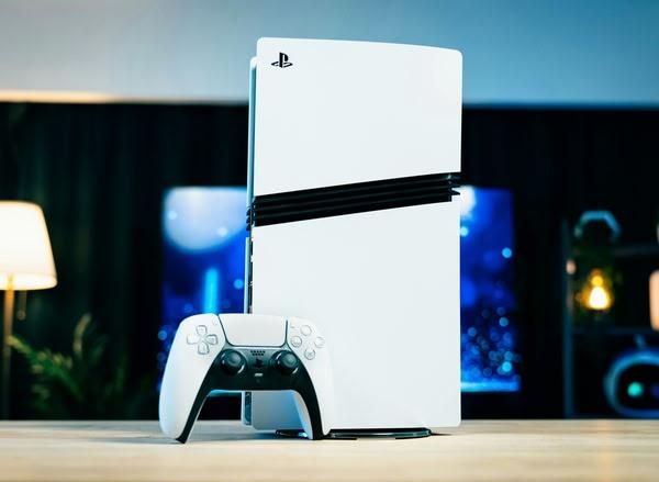 Sony 即将推出新款 PS5 Pro 修订版 欧洲定价与发售日曝光 - PS5小白盒 Sony 即将推出新款 PS5 Pro 修订版 欧洲定价与发售日曝光 - PS5小白盒