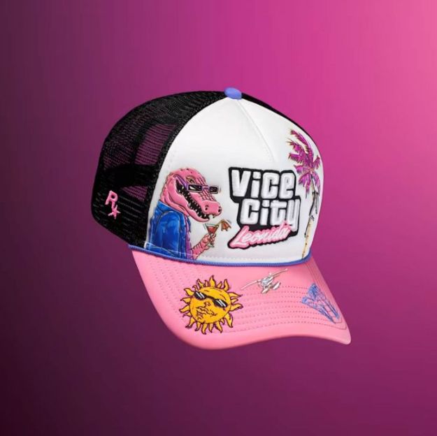 《GTA 6》收藏版售近 HK$3,120 最惊竟然不包括游戏 - PS5小白盒 《GTA 6》收藏版售近 HK$3,120 最惊竟然不包括游戏 - PS5小白盒